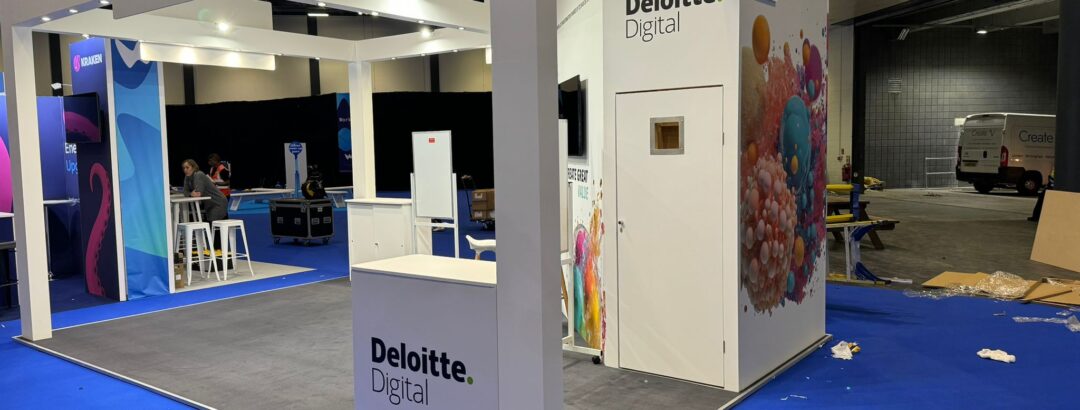 Deloitte women of silicone roundabout exhibition stand expositionists 2